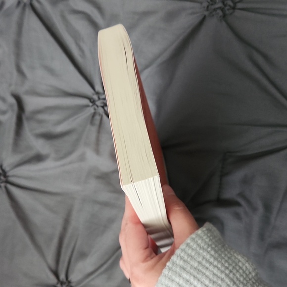 📚Books 3/$20 The dead romantics by Ashley Poston - Picture 4 of 5